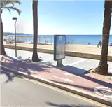 Mupi en Passeig de Miramar en el frente marítimo de Ponent